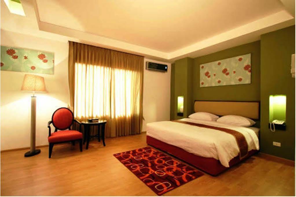 Atrium Boutique Hotel Bangkok Luaran gambar